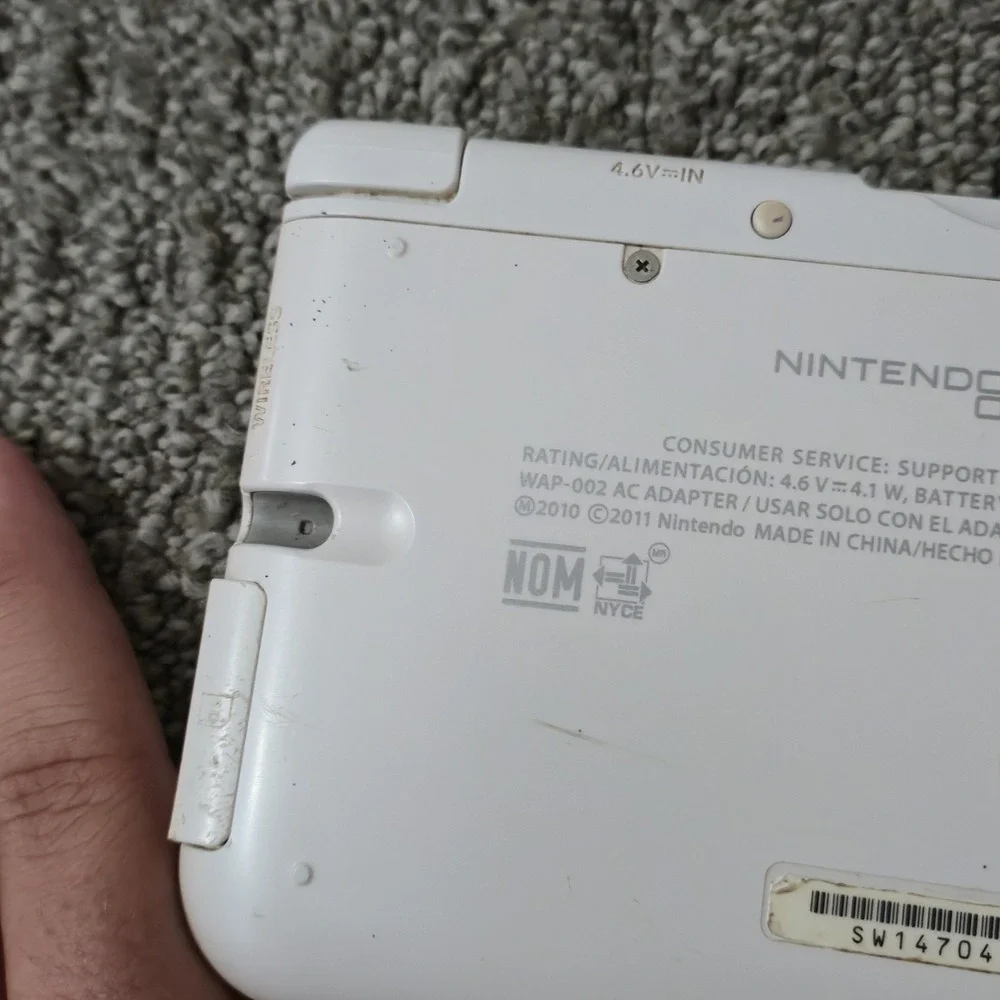 Nintendo 3DS XL Console - Yoshi Special Edition - USED - No Charger READ
